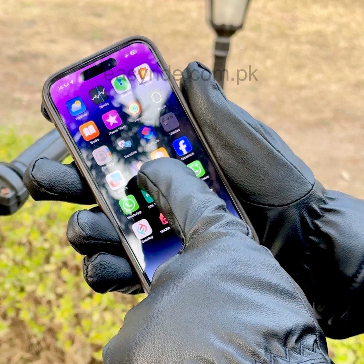 Winter Bike Gloves – Touch Sensitive, Wind & Water Proof with Strong Grip