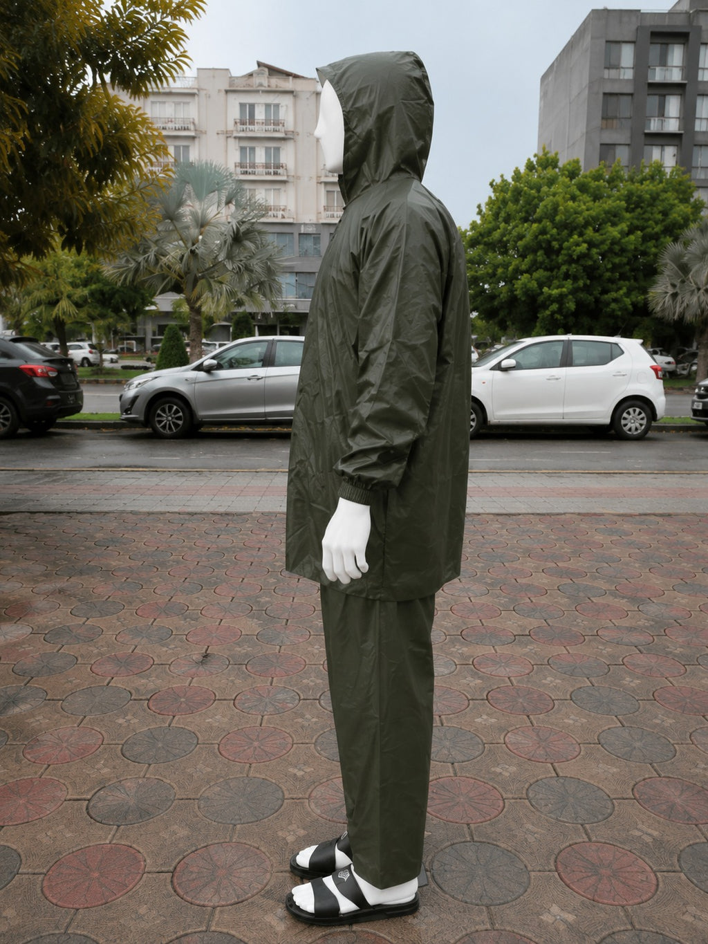 100% Waterproof Rain Suit | Heavy-Duty - Universal Size for Bike Riders